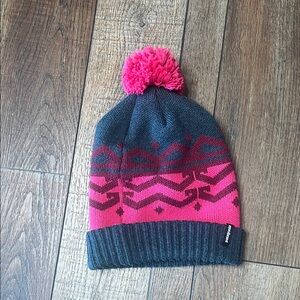 Patagonia powder Pom beanie